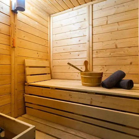 Appartement The 99, Sauna & Parking *