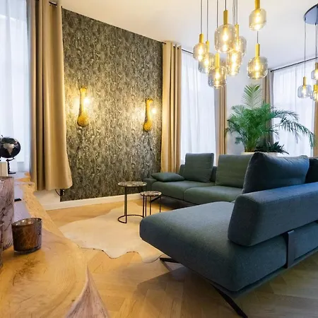 The 99, Sauna & Parking Appartement *
